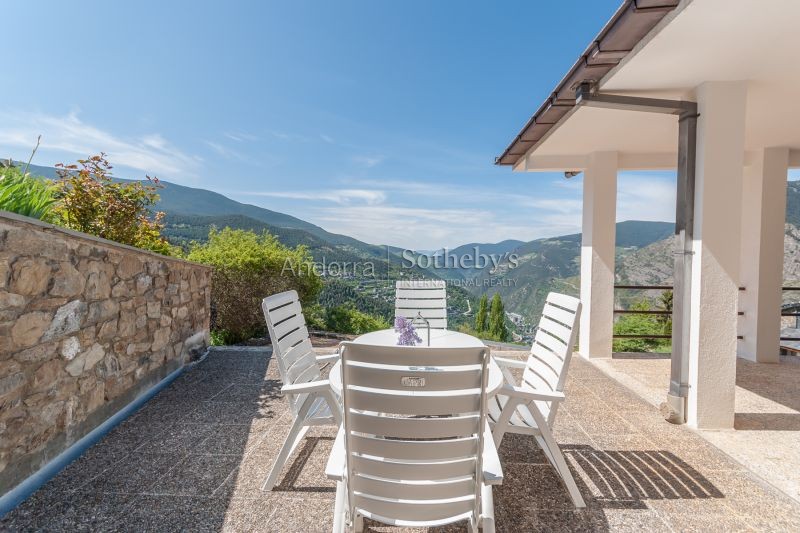 Vistas al valle desde Certes