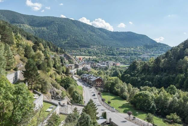 real estate agency in Ordino